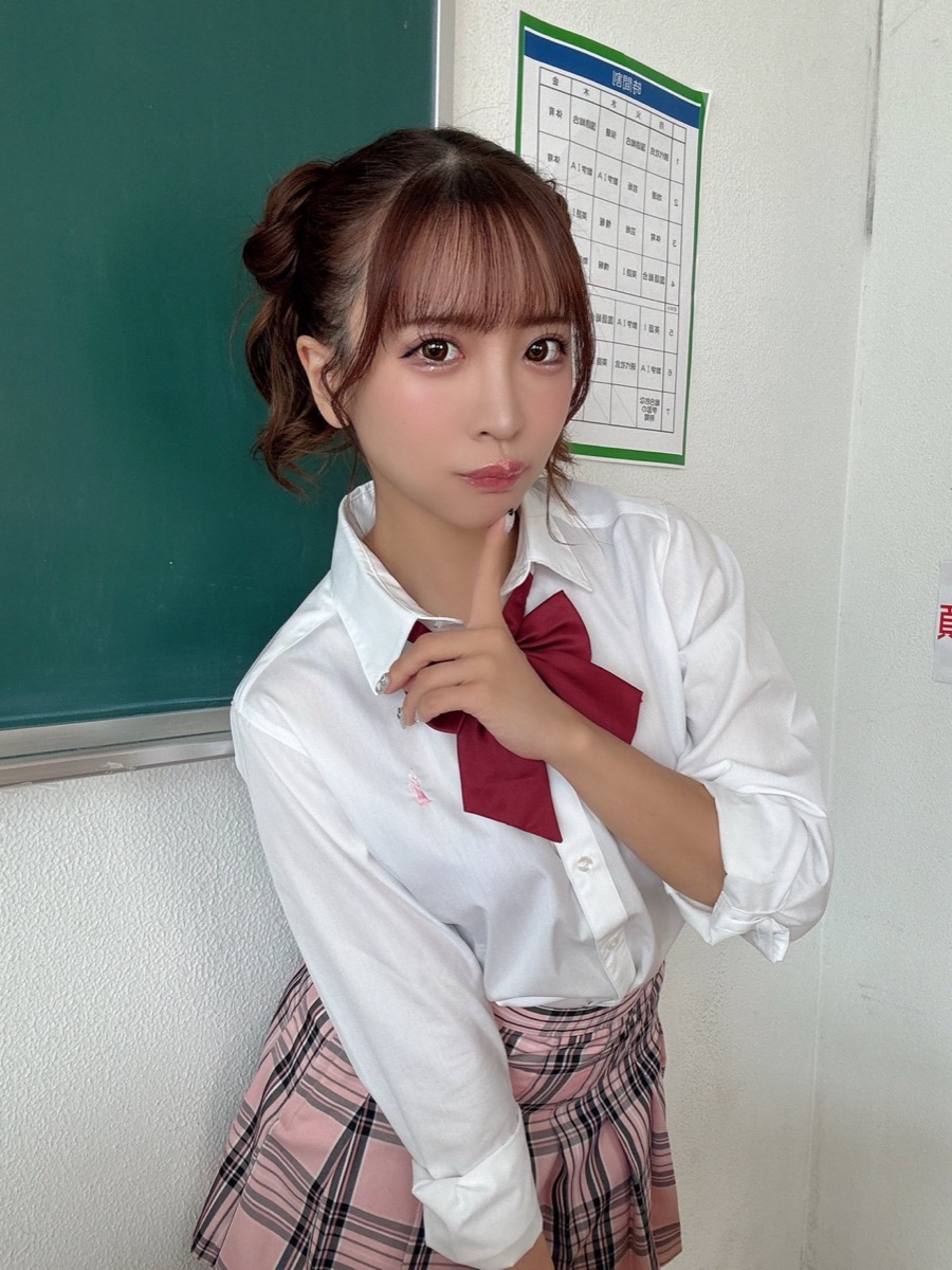小那海あや 個人撮影会&オンライン撮影会