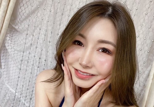 笑顔の愛弓りょう